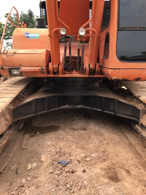 ขาย 895,000 DAEWOO 330 LC-V ไฟฟ้าครบ เครื่องดี ปั้มแรง เอวแน่น ช่วงล่างเต็ม รถสวยพร้อมใช้ รถอยู่ นครปฐม 090-772-3710 090-772-3708