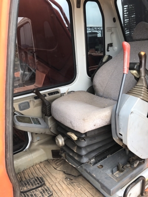 ขาย 895,000 DAEWOO 330 LC-V ไฟฟ้าครบ เครื่องดี ปั้มแรง เอวแน่น ช่วงล่างเต็ม รถสวยพร้อมใช้ รถอยู่ นครปฐม 090-772-3710 090-772-3708