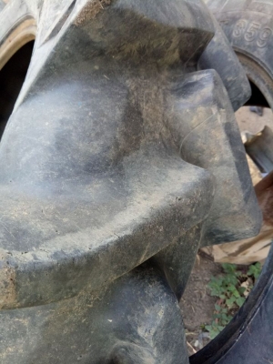 ยางรถไถ