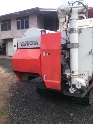 ขายราคา320000บาทรถเกี่ยวนวดข้าวdc68gm.รถปี54,เกี่ยวนาปีอย่างเดียว,เอกสารพร้อมโอน-เครื่องดีนี่มๆ ต่อรองครับ