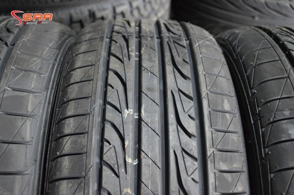 DUNLOP LM704 215/55R16 ปี15 เส้นละ 1,950 บาท DUNLOP LM704 215/55R16 ปี15 เส้นละ 1,950 บาท