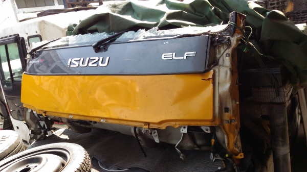 แผงหน้าตัดติดคอนโซล isuzu npr