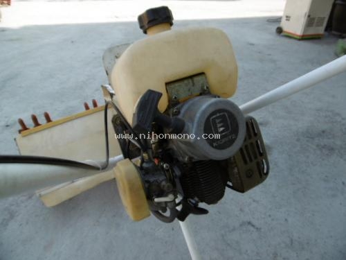 เครื่องกำจัดวัชพืชในร่องข้าว KIORITZ รุ่น PC-301E ราคา9,500บาท รหัสสินค้า 80803320 ติดต่อ 081-8283376  www.nihonmono.com