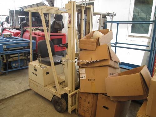 ราคาพิเศษ48,000บาท!! รถยกไฟฟ้า KOMATSU รุ่น FB03  รหัสสินค้า 14001966 ติดต่อ 081-8283376  www.nihonmono.com