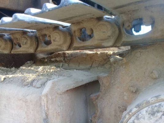 ขายรถแบคโฮ KOMATSU PC 150-3 เครื่อง ISUZU 165 แรงปั้มเดิมโซ่หนาเอวแน่น ขายรถแบคโฮ KOMATSU PC 150-3 เครื่อง ISUZU 165 แรงปั้มเดิมโซ่หนาเอวแน่น