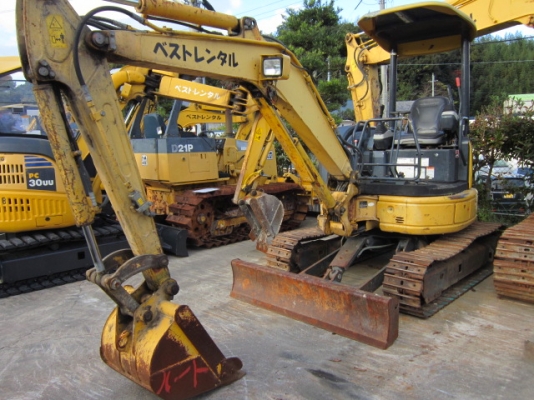 Komatsu PC30MR-2 #23016 นำเข้าจากญี่ปุ่น โทร. 080-6565422 (หนิง)