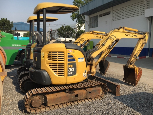 Komatsu PC30MR-2 #23016 นำเข้าจากญี่ปุ่น โทร. 080-6565422 (หนิง)