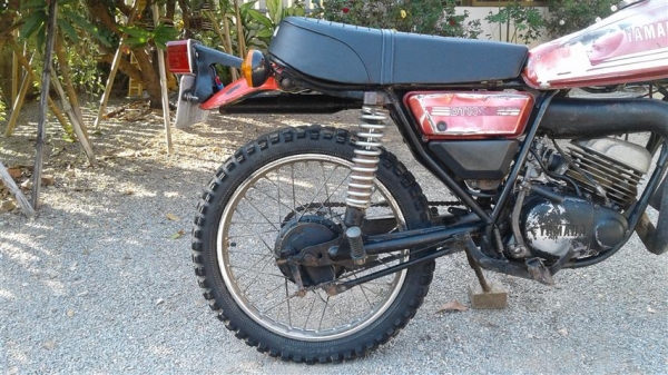 ขาย DT100 เอกสารพร้อมโอนรถเดิมสีเดิมโรงงานเครื่องพอใช้ ขาย DT100 เอกสารพร้อมโอนรถเดิมสีเดิมโรงงานเครื่องพอใช้