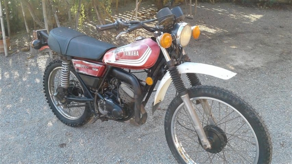 ขาย DT100 เอกสารพร้อมโอนรถเดิมสีเดิมโรงงานเครื่องพอใช้ ขาย DT100 เอกสารพร้อมโอนรถเดิมสีเดิมโรงงานเครื่องพอใช้