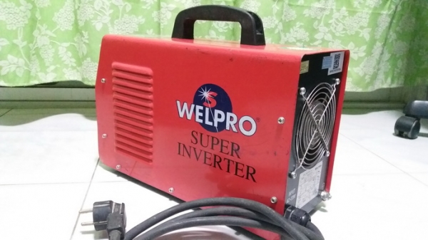 ตู้เชื่อมระบบอินเวอร์เตอร์ เวลโปร 160 แอมป์ สภาพดีอุปกรณ์ครบพร้อมใช้ครับ