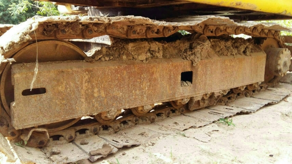 ขาย Komatsu Pc120-2ใส่บอดี้รุ่น6 สภาพสวยพร้อมใช้ ต่อคุณอ๊อฟพิจิตร086-737-9991