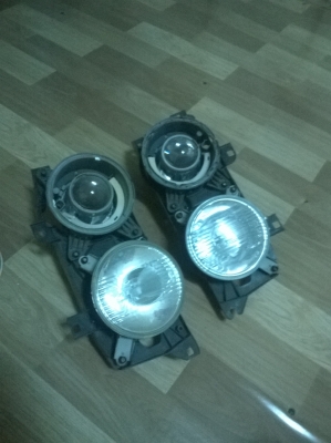 ขายชุดโคมไฟหน้า BMW e34 สภาพตามรูปขายึดไม่มีแตกหหัก ขายถูกๆราคา1500 โทร0924462525โส กทม ขายชุดโคมไฟหน้า BMW e34 สภาพตามรูปขายึดไม่มีแตกหหัก ขายถูกๆราคา1500 โทร0924462525โส กทม