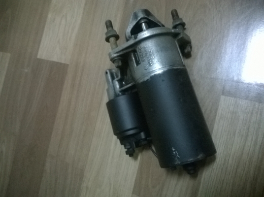 ขายไดร์สตาร m20 2500 6สูบ สภาพok ราคา1800 โทร0924462525โส กทม