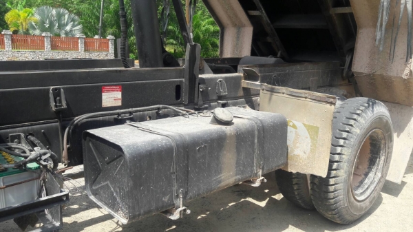 รถฮีโน่ 6 ล้อ FG8J 220 แรงม้า. ปี 55. , ( รถวิ่ง 4x,xxx กม. ) สนใจติดต่อ 081 - 6079515 รถฮีโน่ 6 ล้อ FG8J 220 แรงม้า. ปี 55. , ( รถวิ่ง 4x,xxx กม. ) สนใจติดต่อ 081 - 6079515