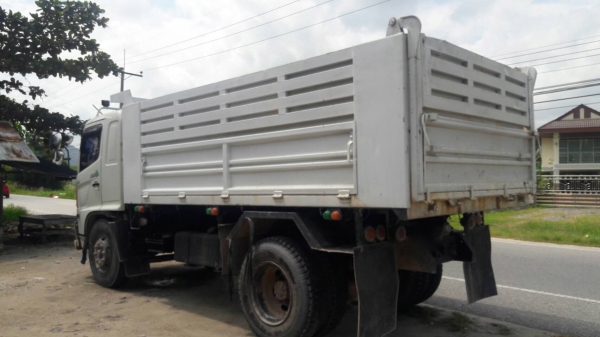 รถฮีโน่ 6 ล้อ FG8J 220 แรงม้า. ปี 55. , ( รถวิ่ง 4x,xxx กม. ) สนใจติดต่อ 081 - 6079515 รถฮีโน่ 6 ล้อ FG8J 220 แรงม้า. ปี 55. , ( รถวิ่ง 4x,xxx กม. ) สนใจติดต่อ 081 - 6079515