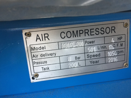 ขายปั๊มลม ขนาด200 ลิตร3สูบไฟ220โวลไฟ2สาย