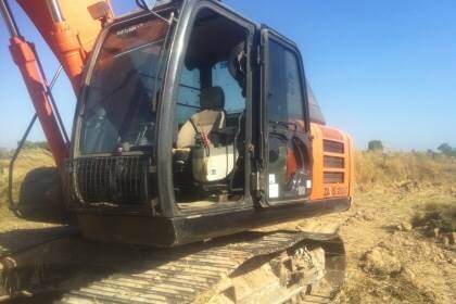 ขาย 1,895,000 HITACHI ZX200-5G ทำงาน 6,xxx  เครื่องดี ปั้มแรง ไฟฟ้าครบ ช่วงล่างเต็ม แอร์เย็น เอกสารอินวอยท์ รถอยู่ จ.ร้อยเอ็ด โทร&amp;ไอดีไลน์  090-772-3710 090-772-3708