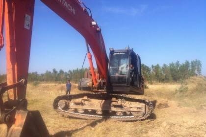 ขาย 1,895,000 HITACHI ZX200-5G ทำงาน 6,xxx  เครื่องดี ปั้มแรง ไฟฟ้าครบ ช่วงล่างเต็ม แอร์เย็น เอกสารอินวอยท์ รถอยู่ จ.ร้อยเอ็ด โทร&amp;ไอดีไลน์  090-772-3710 090-772-3708