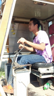 ขายรถแบคโฮ SUMITOMO 160 EA เครื่องดีปั้มดีโซ่หนาเอวแน่น ขายรถแบคโฮ SUMITOMO 160 EA เครื่องดีปั้มดีโซ่หนาเอวแน่น