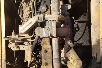 ขาย 795,000 KOMATSU PC200-6  เครื่อง 6D95L -Turbo โช่หนา เอวแน่น ไฟฟ้าครบ แอร์เย็น เอกสารเล่มทะเบียน  รถอยู่ จ.อุดร.  090-772-3710 090-772-3708