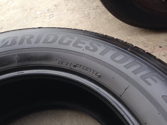 ยาง Bridgstone ep850 265-65-17 ปี 16 ครบชุด 4 เส้น 8000 สภาพสวยๆไม่บวมไม่กินข้าง ดอกยางเหลือเยอะเอาไปวิ่งกันใด้อีกยาวค่ะ ยาง Bridgstone ep850 265-65-17 ปี 16 ครบชุด 4 เส้น 8000 สภาพสวยๆไม่บวมไม่กินข้าง ดอกยางเหลือเยอะเอาไปวิ่งกันใด้อีกยาวค่ะ