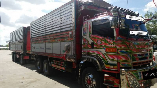ขาย 2,750,000 ISUZU 360 ปี 56 ปลายปี แม่ดั้มเนียม - ลูก 3 คาน เนียม อู่อินเตอร์ วิ่ง. 45x,xxx กม. เค ขาย 2,750,000 ISUZU 360 ปี 56 ปลายปี แม่ดั้มเนียม - ลูก 3 คาน เนียม อู่อินเตอร์ วิ่ง. 45x,xxx กม. เค