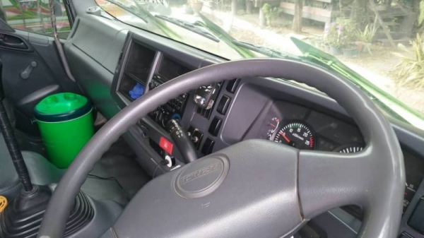 ขาย 2,750,000 ISUZU 360 ปี 56 ปลายปี แม่ดั้มเนียม - ลูก 3 คาน เนียม อู่อินเตอร์ วิ่ง. 45x,xxx กม. เค