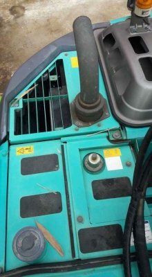 ขายKOBELCO SK135SR YY06  ปี2010  เครื่องคอมมอนเรล  เปิดได้รอบคัน  ใช้งานมาแค่  3,XXX ชั่วโมง  ลองระบบกันได้ทุกวัน  โทร  089-3818694  ดวงนภา