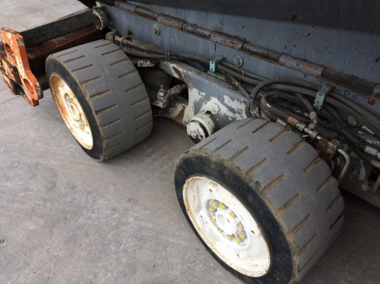 รถปูยาง Demag / Dynapac รุ่น DF115P ปี 2005 เครื่อง DEUTZ ระบายความร้อนแบบหม้อน้ำ นำเข้าจากญี่ปุ่น ราคาถูกมาก ๆ ครับ