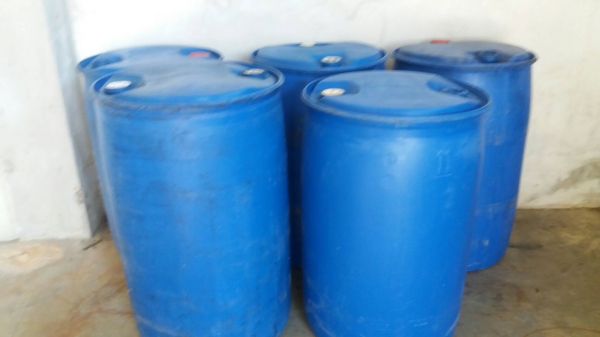 ขายถัง 200 ลิตร ราคาใบละ 200 บาท