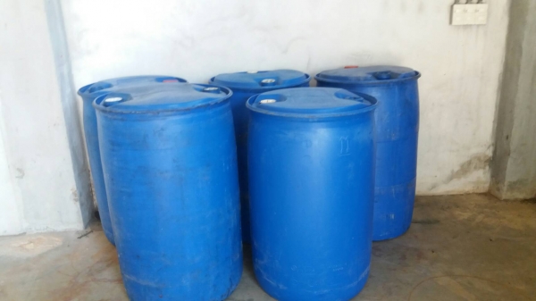 ขายถัง 200 ลิตร ราคาใบละ 200 บาท
