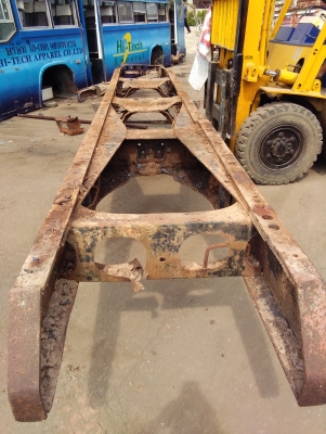 ขายคัชซีgเปล่า10ล้อดั้มhino fm176(ไม่มีเล่มทะเบียน)