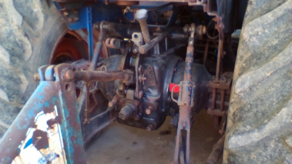 ขายฟอร์ดTS90ใบมีด+ผาน4+ผาน6+โลตาลี่220รถพร้อมใช้750000พูดคุยต่อรองได้เจ้าของขายเองรถอยู่โคราช