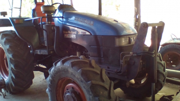 ขายฟอร์ดTS90ใบมีด+ผาน4+ผาน6+โลตาลี่220รถพร้อมใช้750000พูดคุยต่อรองได้เจ้าของขายเองรถอยู่โคราช