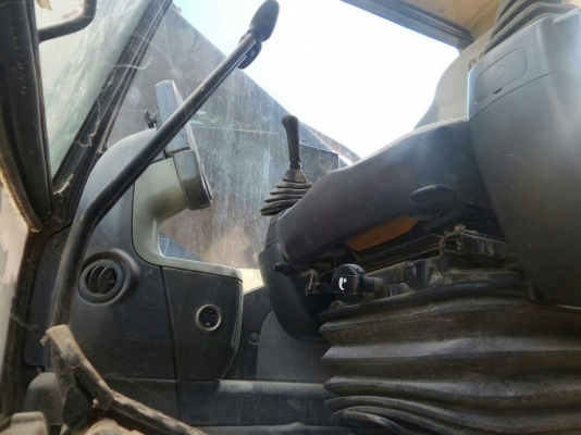 รถขุด (แบ๊คโฮ) รถขุด (แบ๊คโฮ)