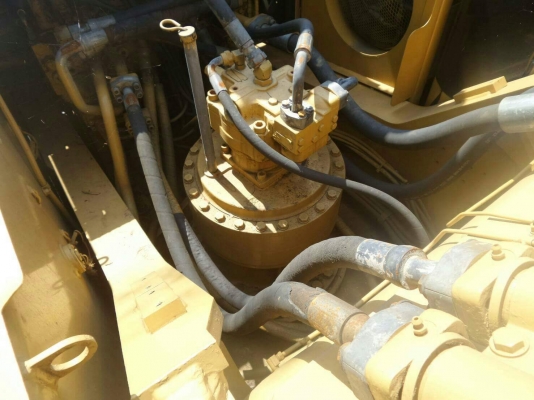 รถขุด (แบ๊คโฮ) รถขุด (แบ๊คโฮ)