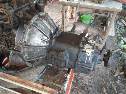 ขายเครื่อง isuzu 4bg1 พร้อมเกียร์