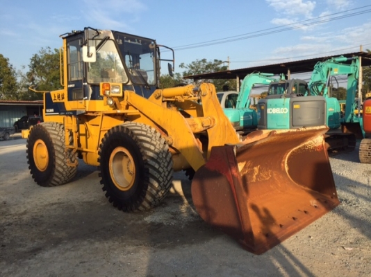 KOMATSU WA300-1 นำเข้าจากญี่ปุ่น ยางสวยๆ