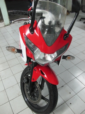 Honda CBR150R