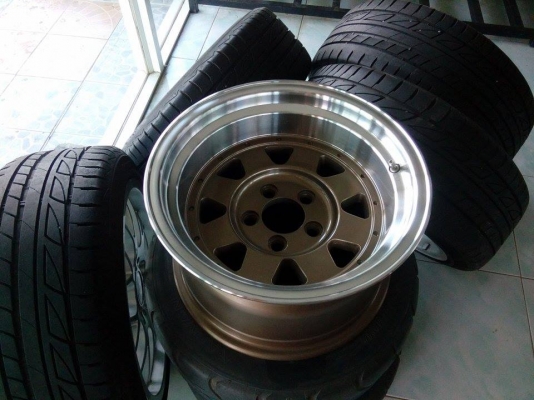 ล้อ 15 กว้าง 8.5 5รู114.3 et-27 ล้อ 15 กว้าง 8.5 5รู114.3 et-27