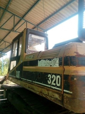 ขายรถขุดแบ็คโค CAT320 V2 ไฟฟ้าครบ ช่วงล่างดี เอกสารใบซื้อขายจากบริษัท เอวแน่น พร้อมทำงาน