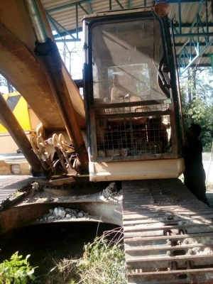 ขายรถขุดแบ็คโค CAT320 V2 ไฟฟ้าครบ ช่วงล่างดี เอกสารใบซื้อขายจากบริษัท เอวแน่น พร้อมทำงาน