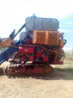 ขายรถเกี่ยวศักดิพัฒนา BIG เครื่อง230เทอรโบว์ ช่วงล่าง12 ปั๊ม23อุ้ม2.5ตัน