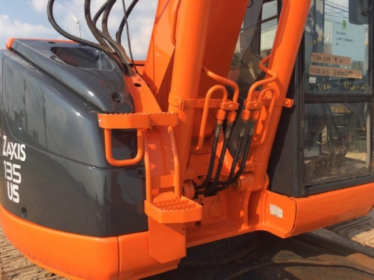 ขายรถแบคโฮ HITACHI EX135US-5 รถนอกนำเข้าเองจากญี่ปุ่น สภาพสวยพร้อมใช้งาน มีVDOการทำงานครับ ขายรถแบคโฮ HITACHI EX135US-5 รถนอกนำเข้าเองจากญี่ปุ่น สภาพสวยพร้อมใช้งาน มีVDOการทำงานครับ