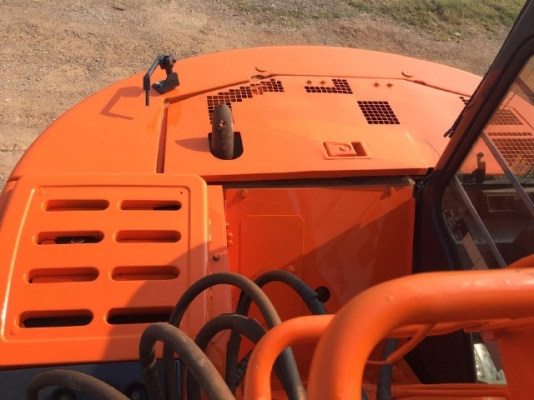 ขายรถแบคโฮ HITACHI EX135US-5 รถนอกนำเข้าเองจากญี่ปุ่น สภาพสวยพร้อมใช้งาน มีVDOการทำงานครับ ขายรถแบคโฮ HITACHI EX135US-5 รถนอกนำเข้าเองจากญี่ปุ่น สภาพสวยพร้อมใช้งาน มีVDOการทำงานครับ