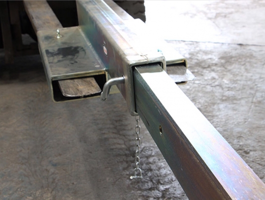 ชุดยกงาเดี่ยว 2 ตัน ไสลด์-ยืดหด แบบเสาอากาศ ทำจากวัสดุเหล็กหนาแข็งแรง ชุปซิงค์ กันสนิม พร้อมตะขออย่างดี ราคา 24,900 บาท