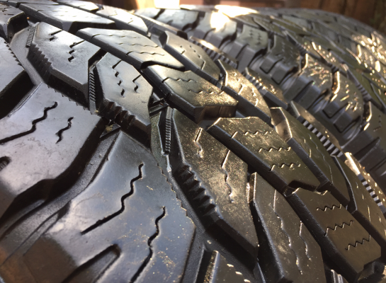 ยาง All Cooper 265 75 16 ปี13 ดอกเต็ม ไม่มีปะ ใช้ยาว ราคาไม่แพง