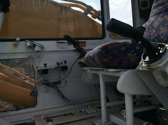 ขายรถขุดแบ็คโค PC200-5KOMATSU คอนโทรลสั้น ไฟฟ้าตัด เอกสารซื้อขาย