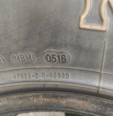 ขายยาง Mud MICKEY 265/75/16 ปี 16