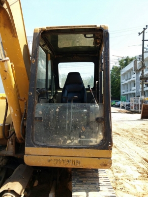 ขายรถแบคโฮ KOMATSU PC60-7 เอกสารอินวอย ระบบไฟเต็ม ราคา 550000